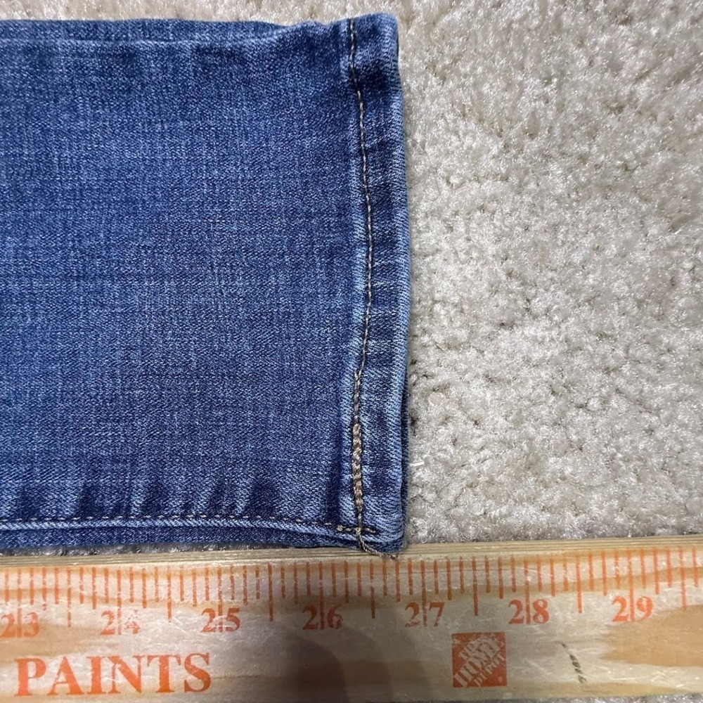 Levi's 311 Jeans Women's Blue Wash Size 30 Shaping Skinny Stretch Red Tab - Picture 6 of 6